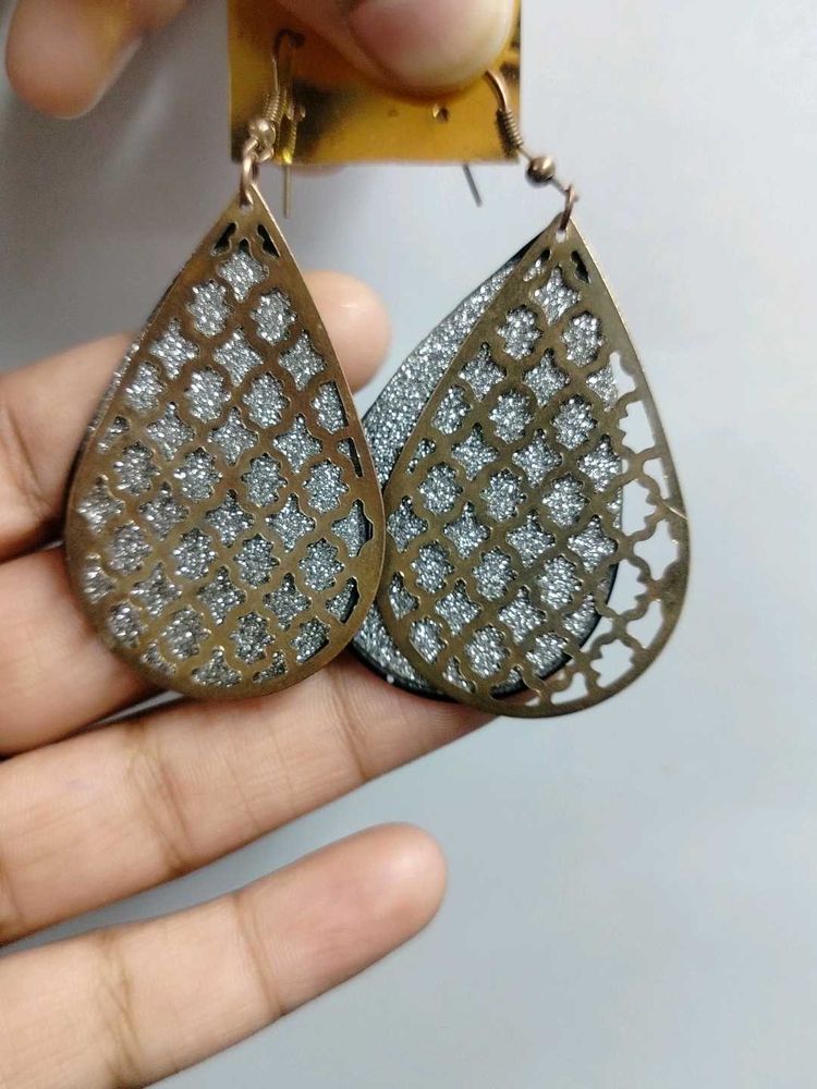 Dazzling Teardrop Earrings