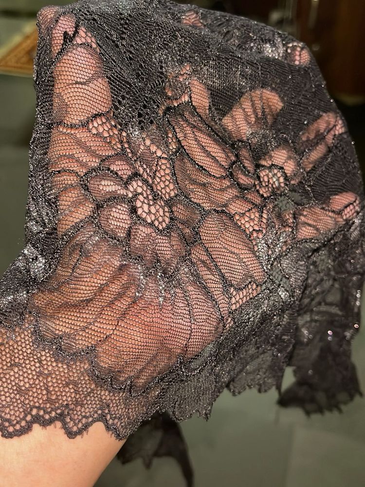 Elegant Black Lace Hijab