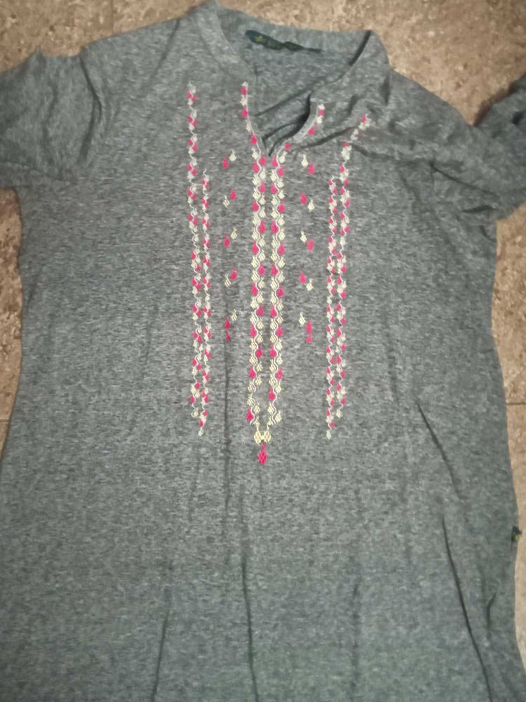 Kurta, Size L