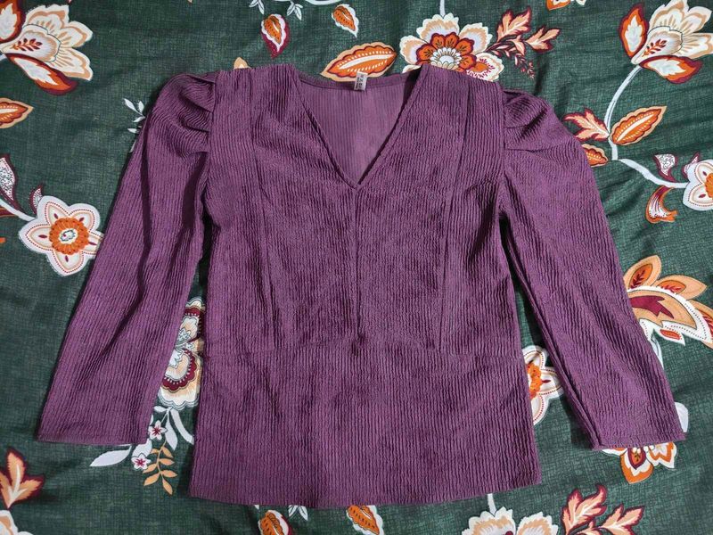 Trendy Elegant Velvety V Neck Crop Top