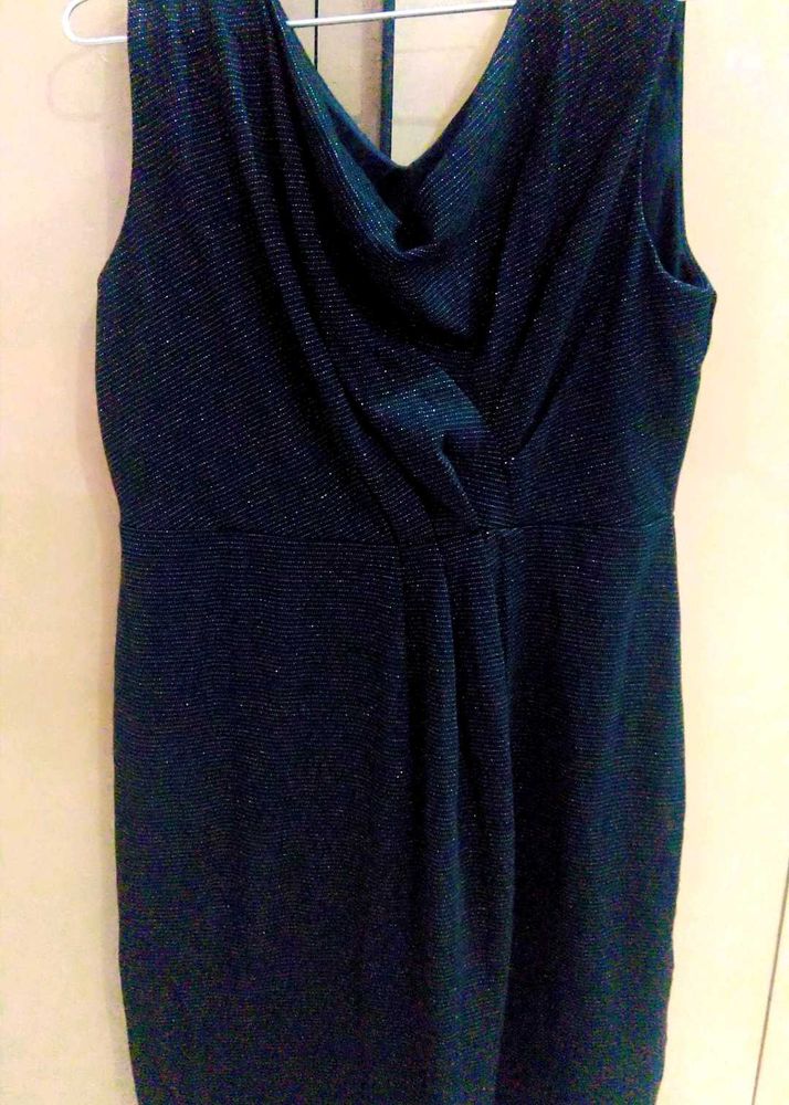 Black Solid Bodycon Dress