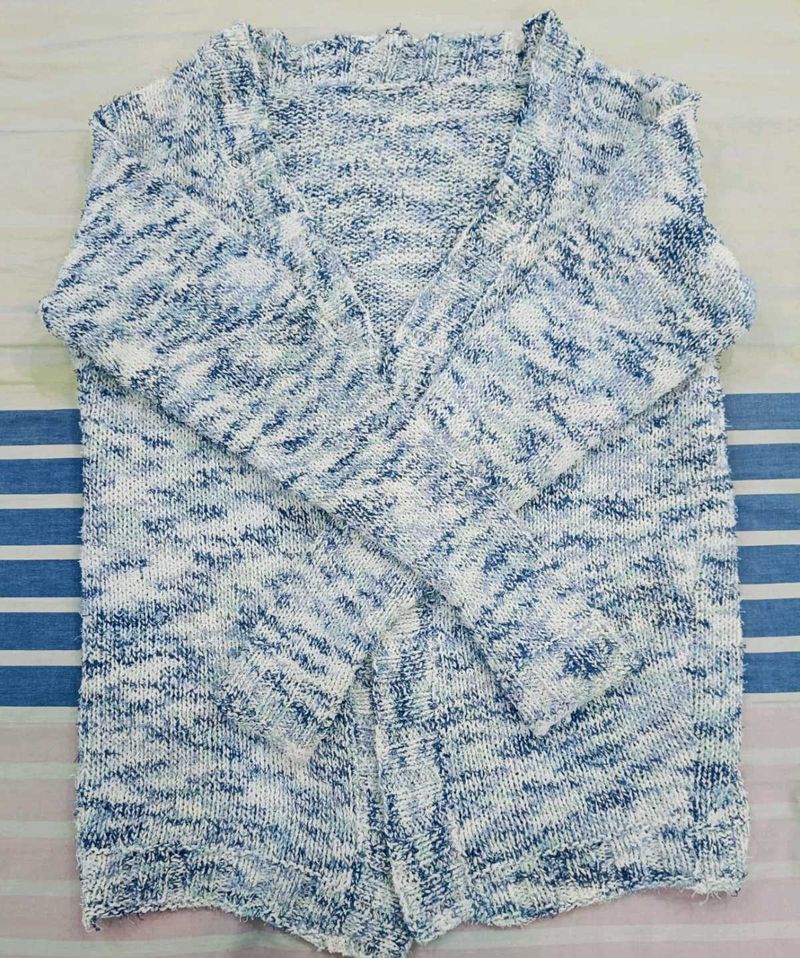 Stylish Knit Crochet front open.