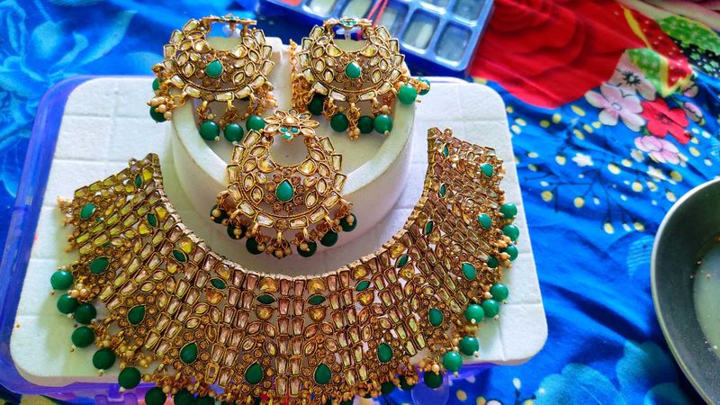 Beautiful Green jewelry Set