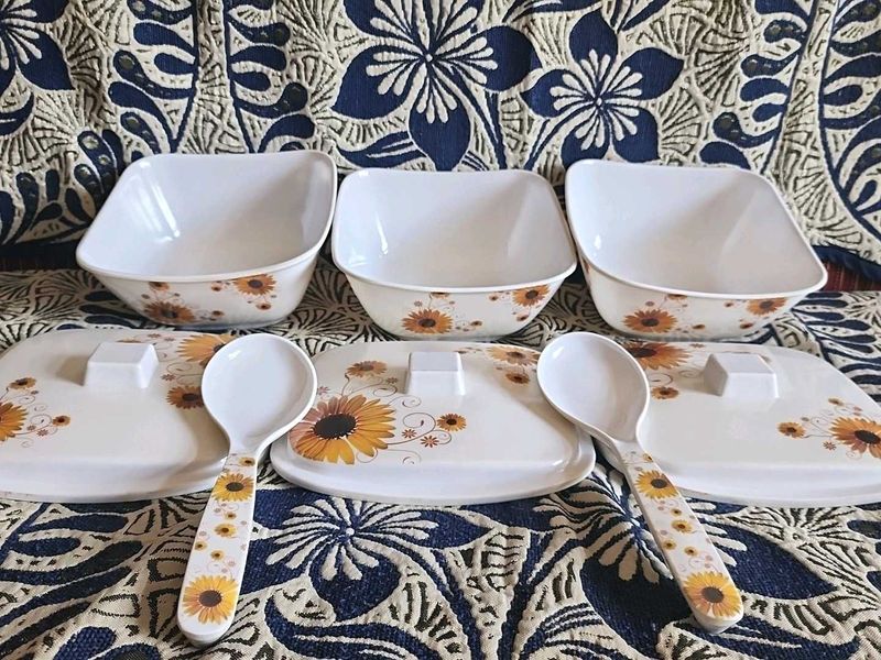 Stackable Serving Dinnerware Set
