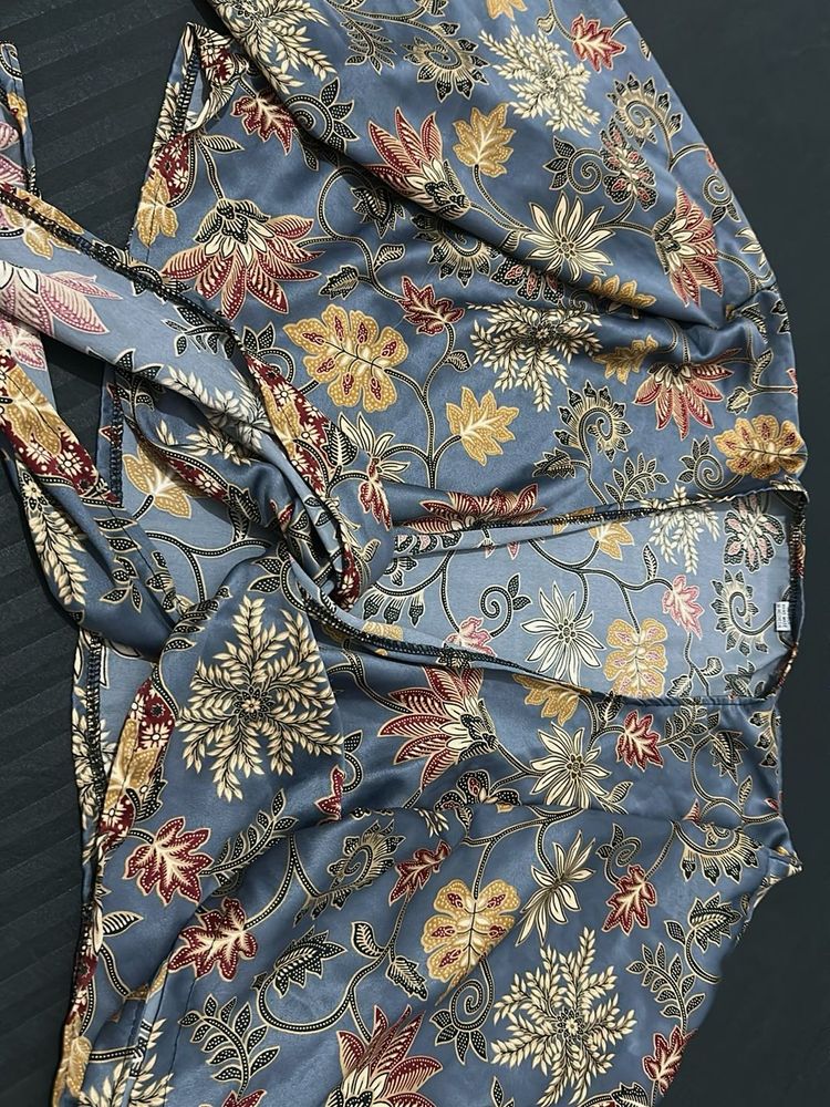 Floral Print Wrap Top