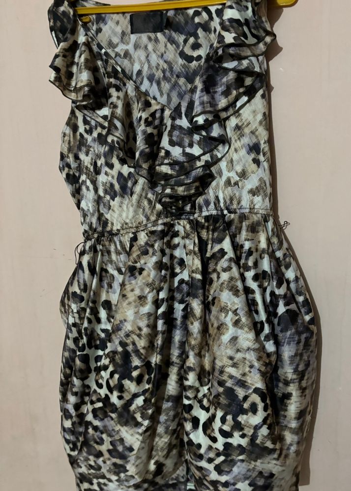 H&amp;M chic and contemporary design