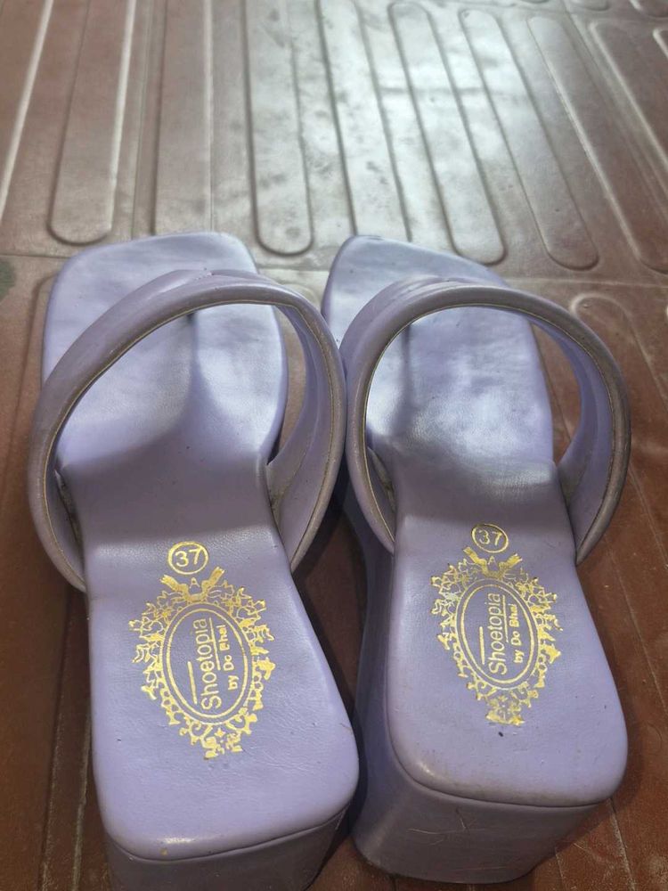 Like NEW: Shoetopia Lavender Flats 37 EURO