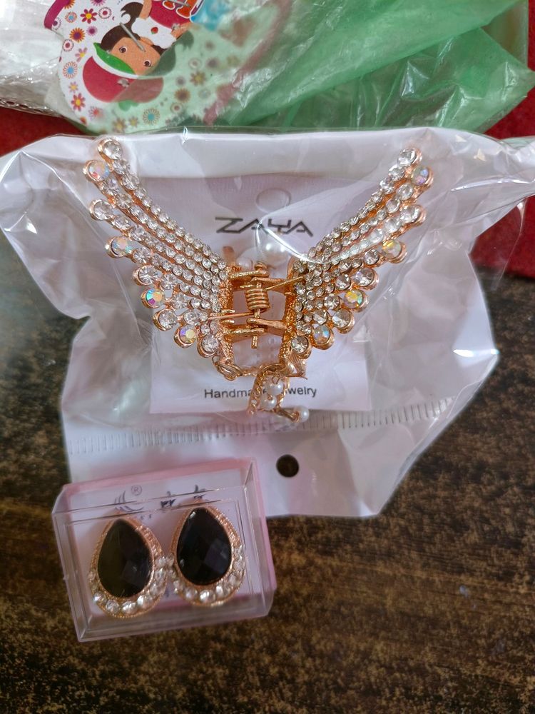Combo Of Clutcher And Earring