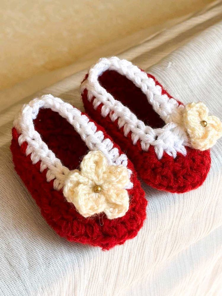 Crochet Newborn Shoes