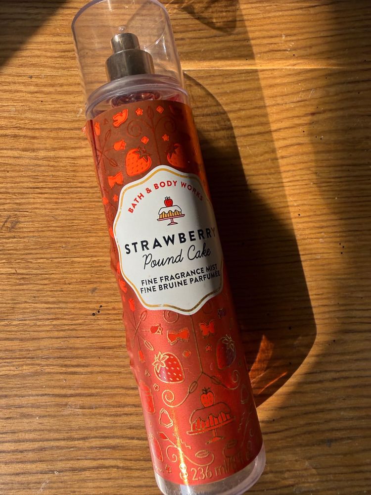 Strawberry Pound Cake decant sample BBW