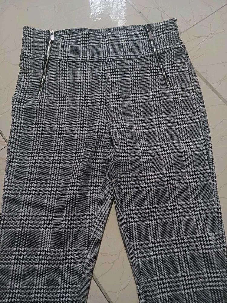 Plaid Zipper Detail Pants