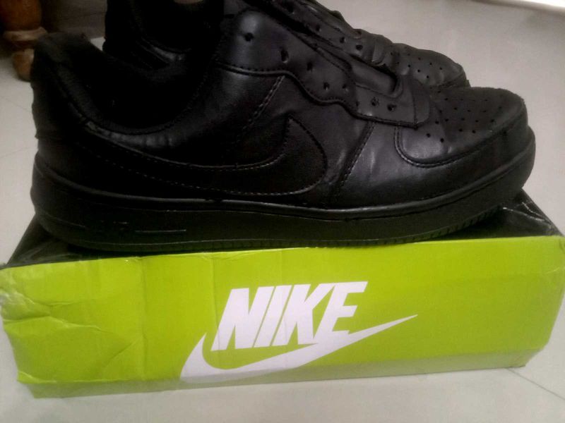 💯✨ORIGINAL NIKE AIR FORCE 1 - BLACK SNEAKERS 🖤✨