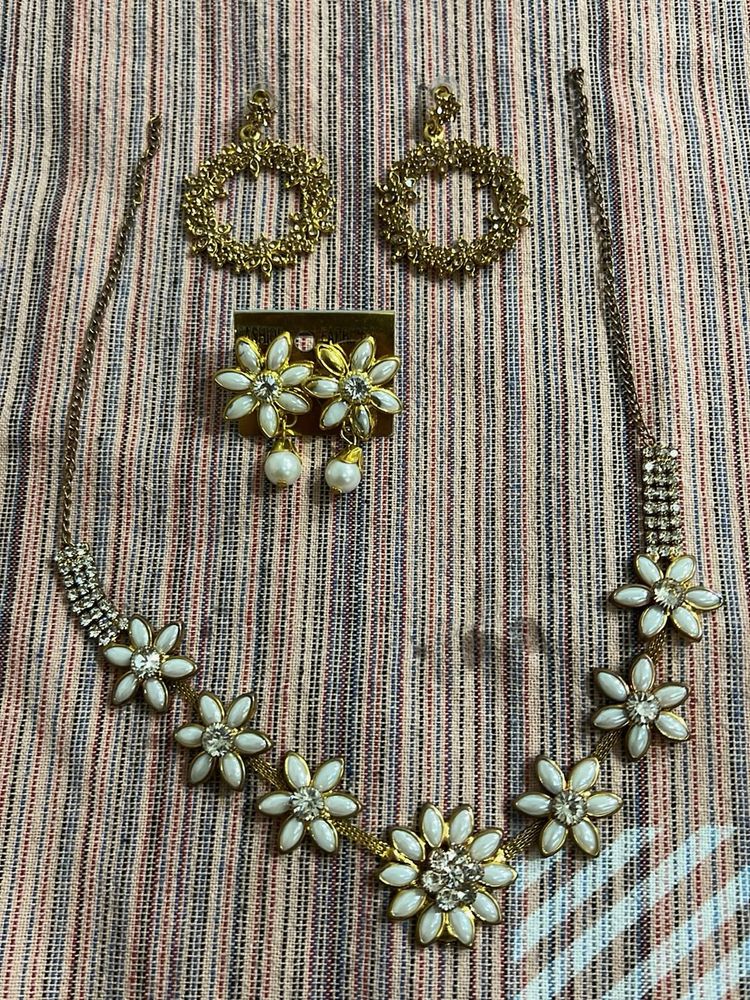 Jewelry Set: Necklace &amp; Earrings