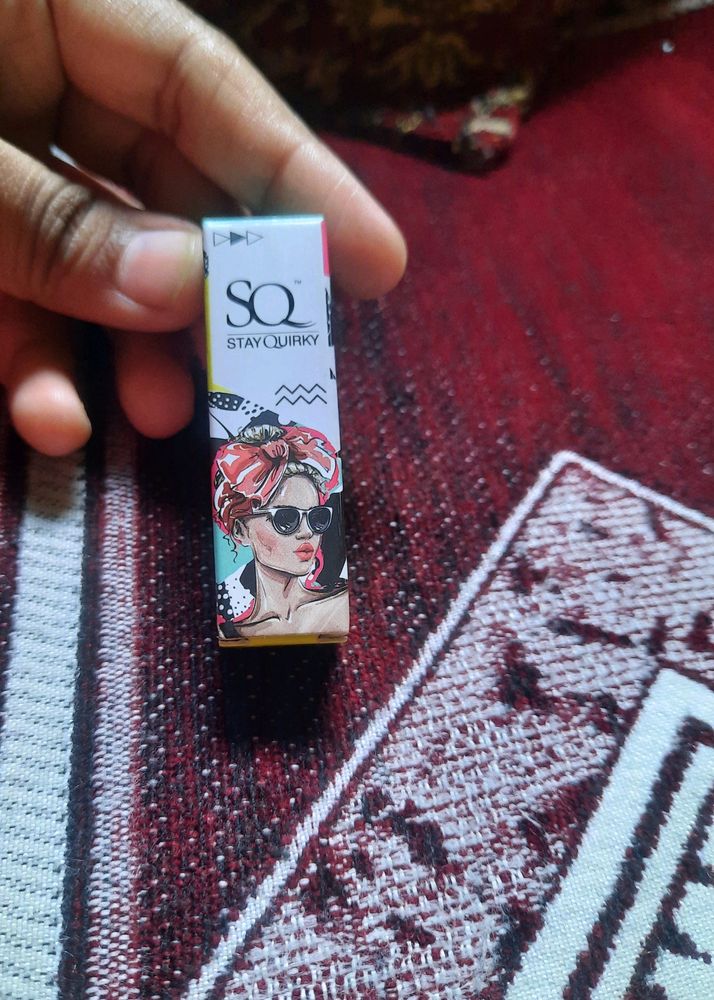 NEW SQ STAY QUIRKY CONCEALER