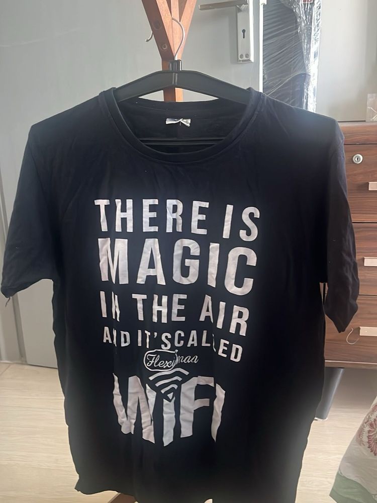 Falimaa-M Magic WiFi Graphic Tee