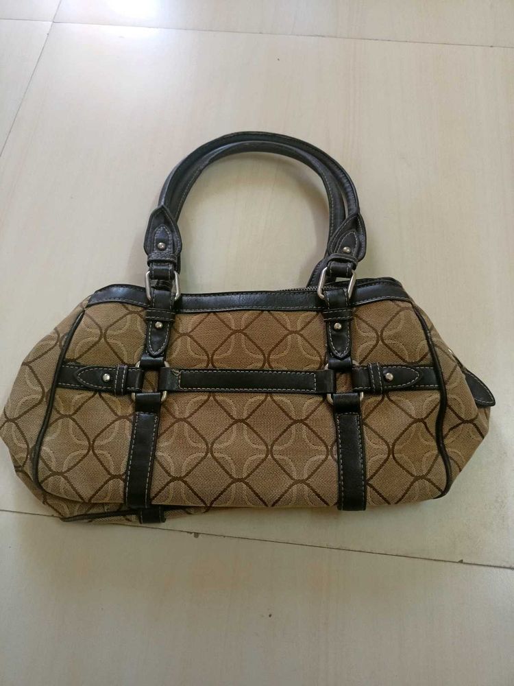 Stylish Patterned Handbag