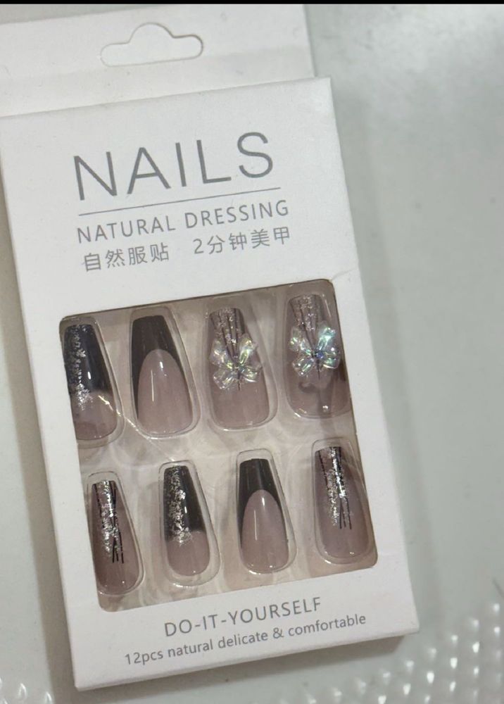 Nails extention