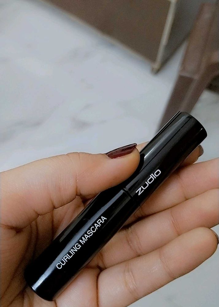 Zudio Curling Mascara