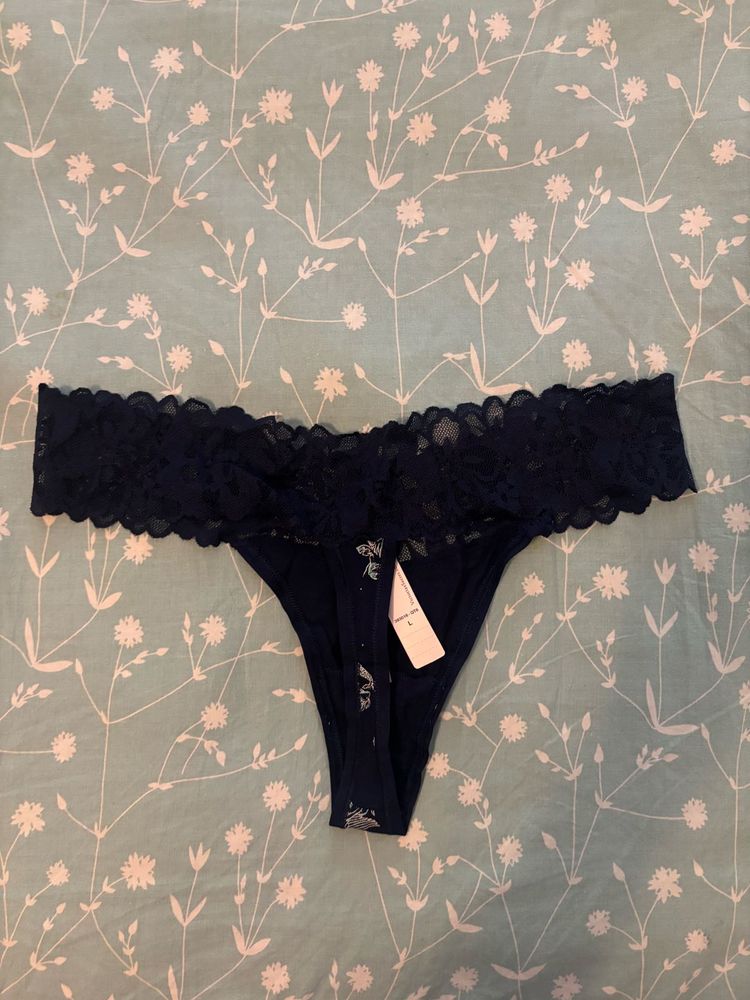 Victoria’s Secret Net Thong