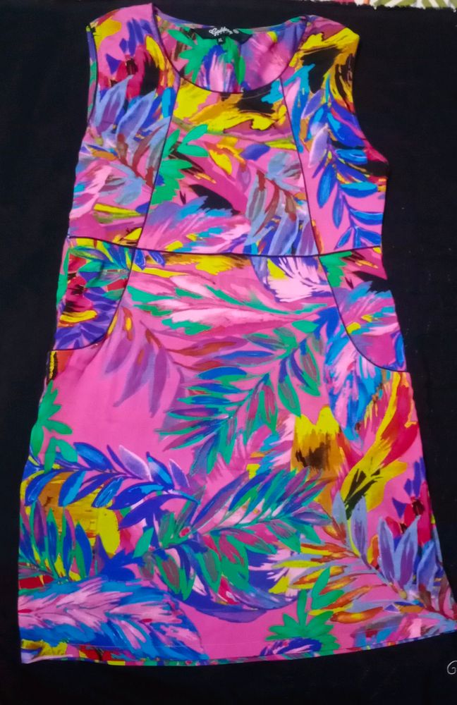A Smart colorful one piece dress