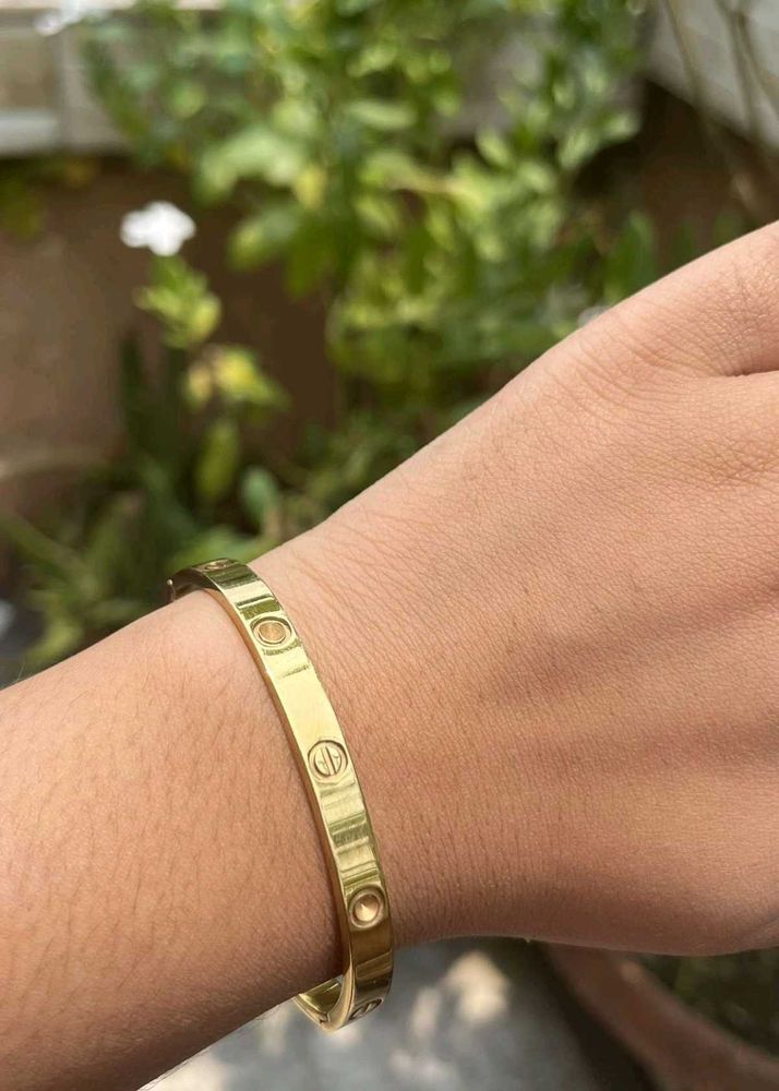 Gold Bangle Bracelet