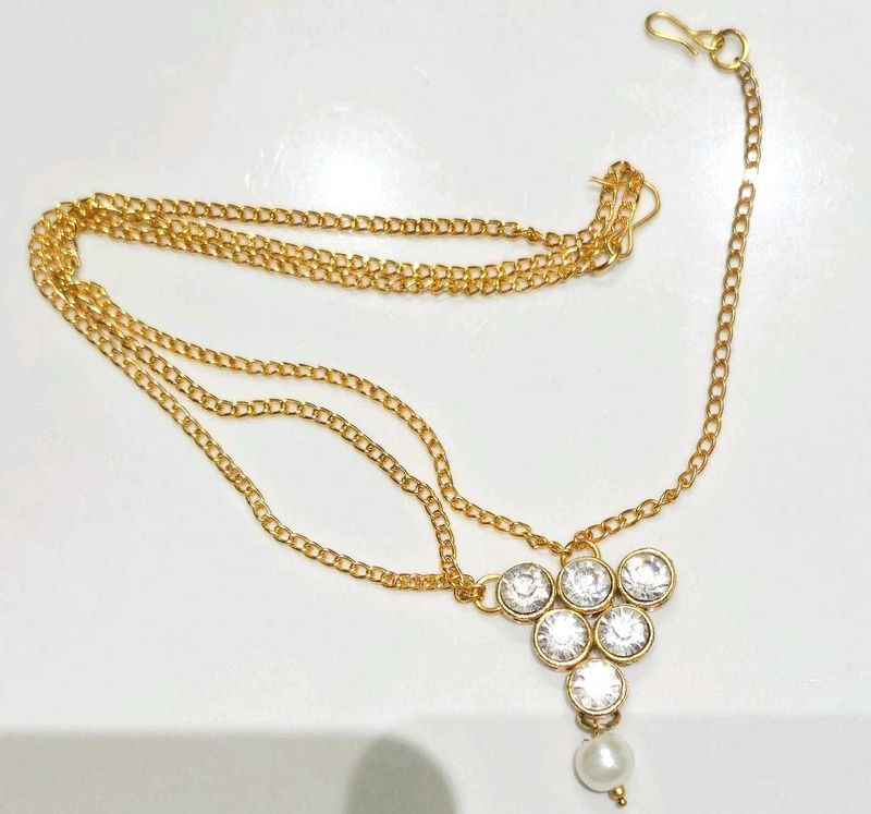 American Diamond And Pearl Maangtika