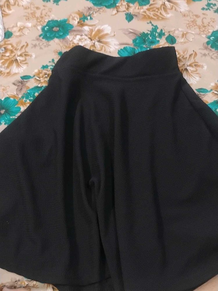 Black New Skirt Unused
