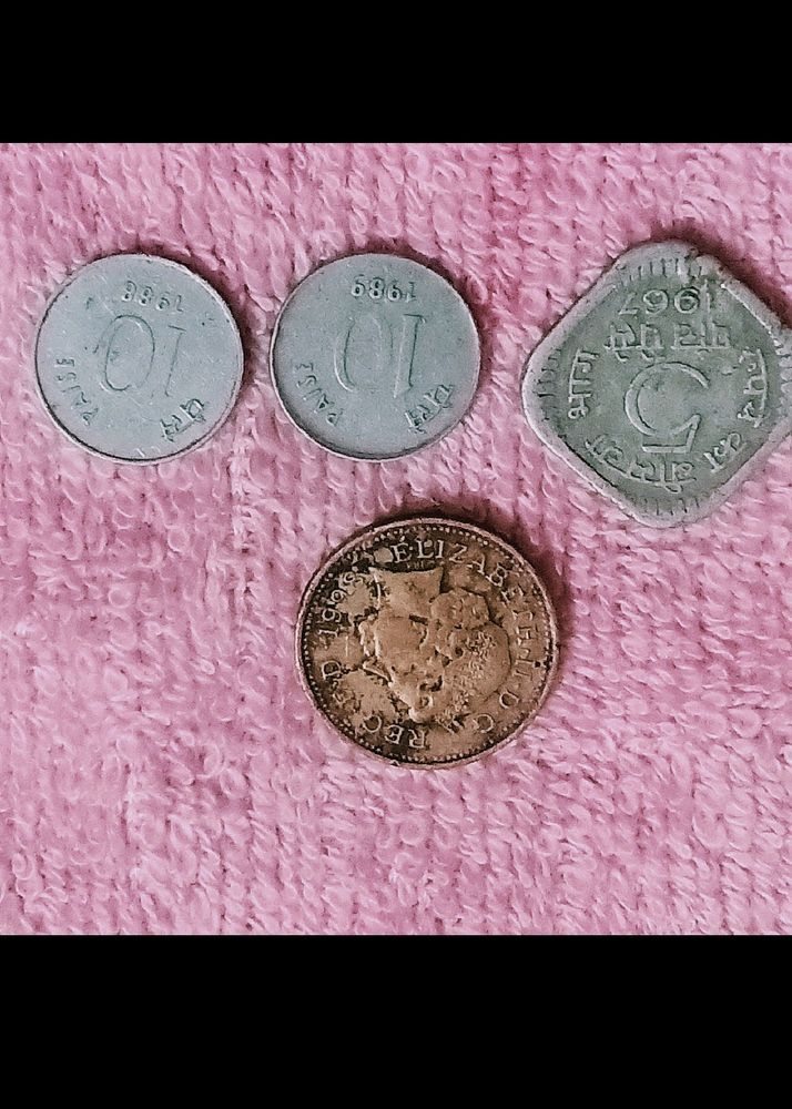 8 Old Coins With 5rs Note On Sale