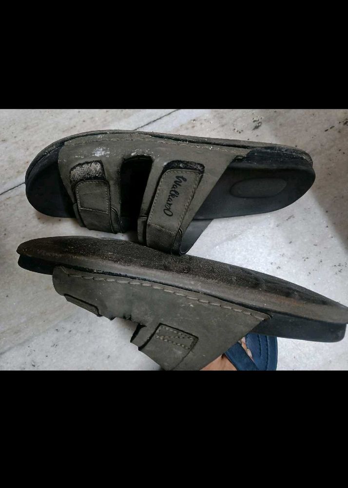 Walkaroo Men&#39;s Sandals