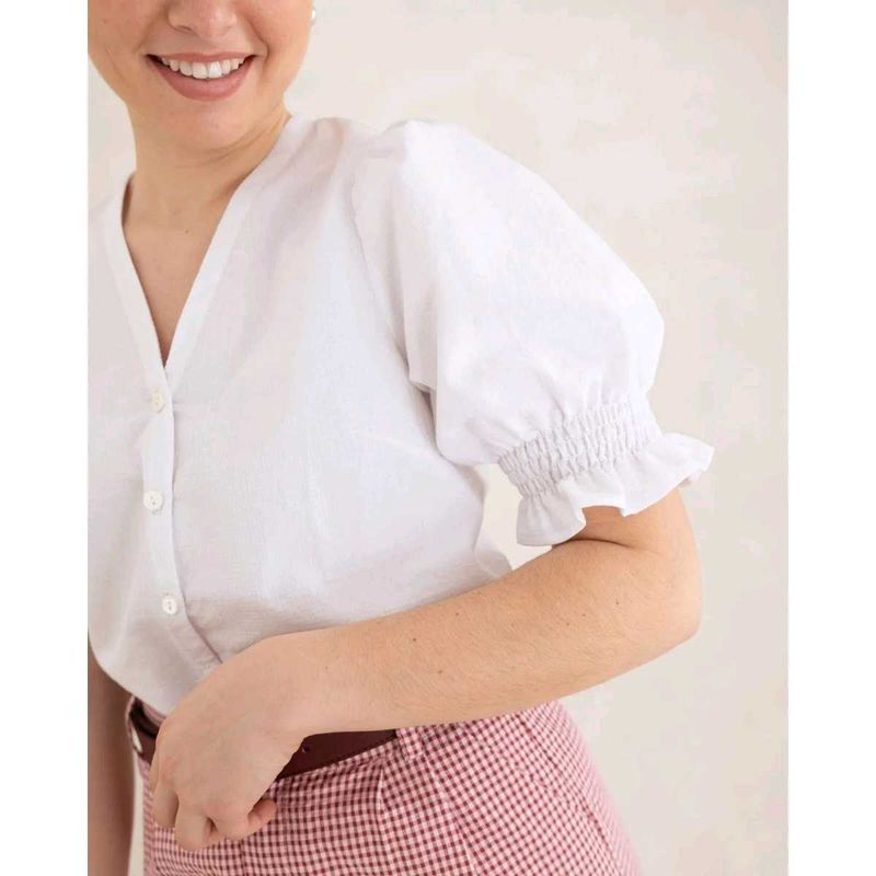New With Tag Cute Korean Puff Crop Shirt