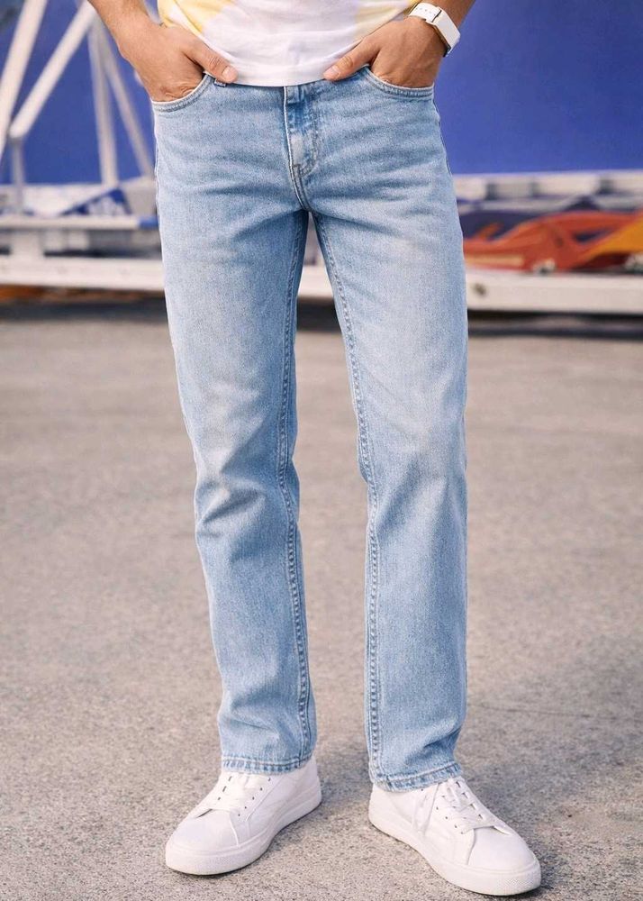 Highlander Light Wash Denim Jeans, 34 Size