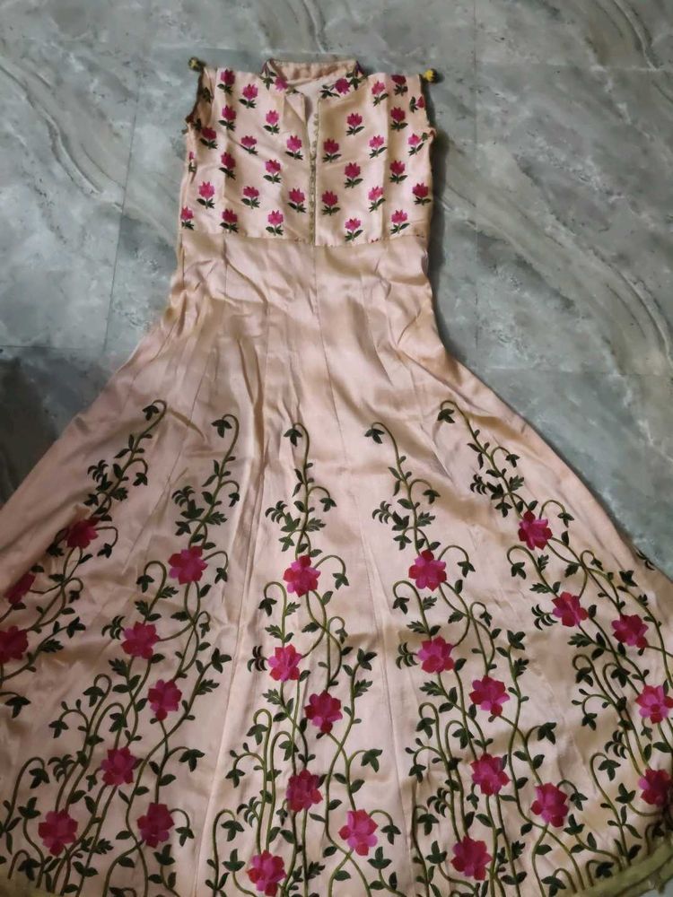 Floral Embroidered Sleeveless Dress