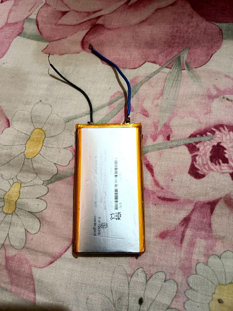 3.7V 10000mAH Li-Po RechargeableBattery