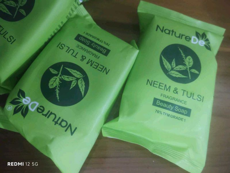 NatureDe Neem &amp; Tulsi Soap