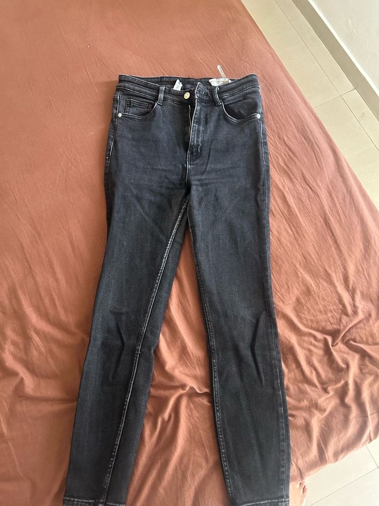 Dark Wash Skinny Jeans