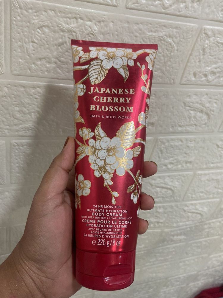 Bath &amp; Body Works cream