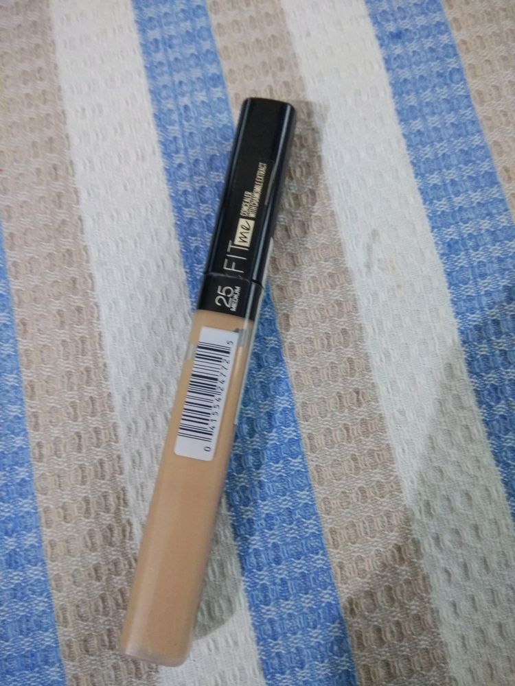 Maybelline Fit Me Concealer (25 medium)