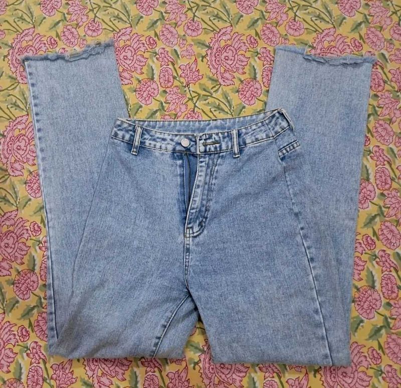 Urbanic Straight Fit Jeans