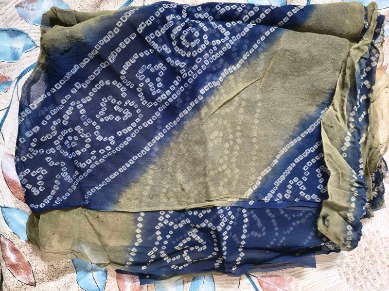Pretty Sarees (Set Of 3)