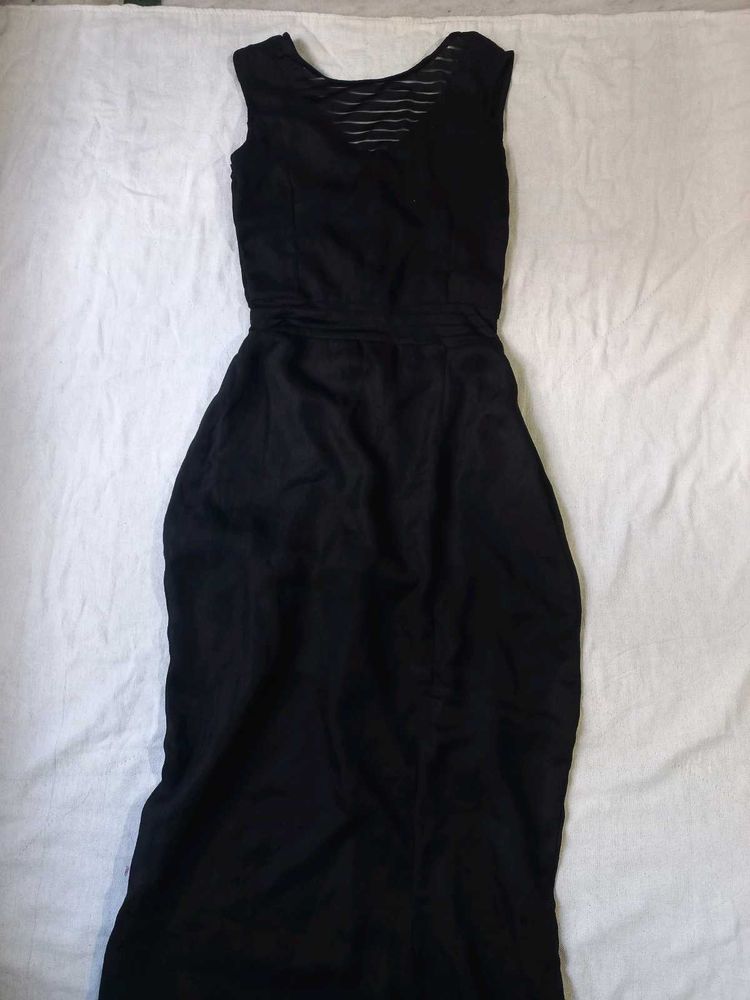 Elegant Black Dress