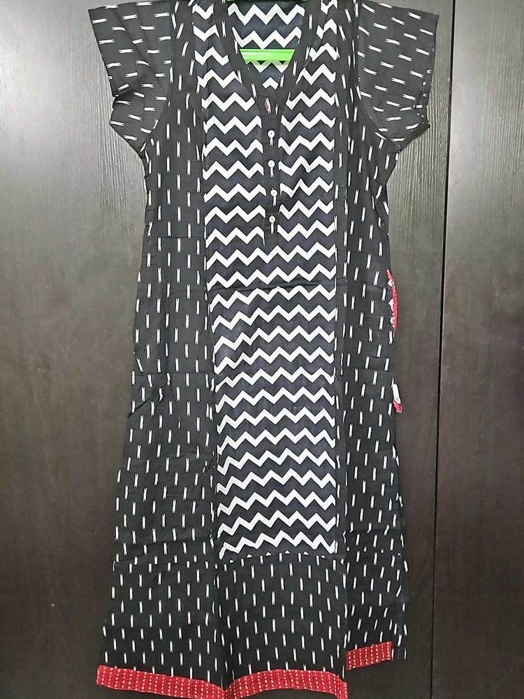 Black &amp; White Chevron Print Kurta