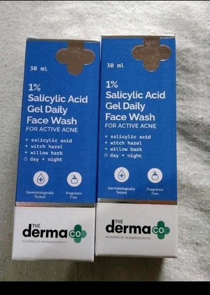 The Derma Co Salicylic Acid Gel Daily Face Wash 2