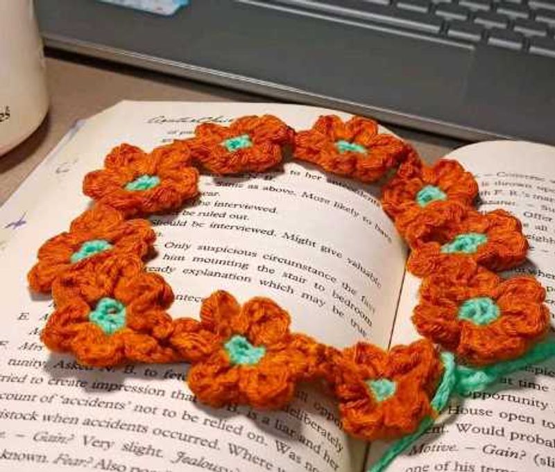 Crochet Floral Hair Tie