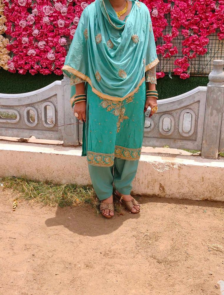 Elegant Teal Embroidered Salwar Suit