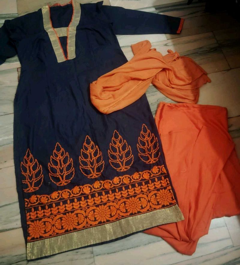 Designer Kurta Set Reshmi Work Size Issue