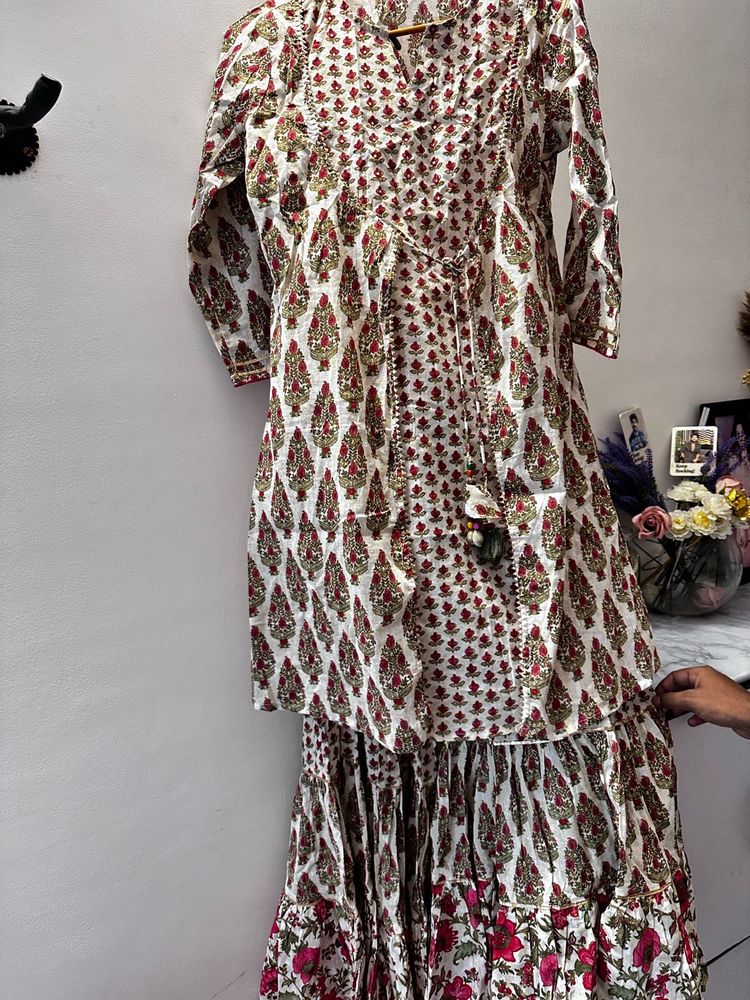 Floral Print Kurta Set