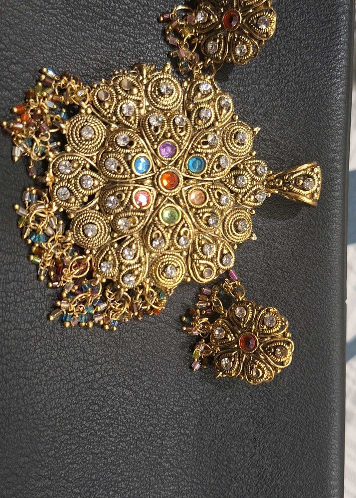 Vintage Jewellery Set