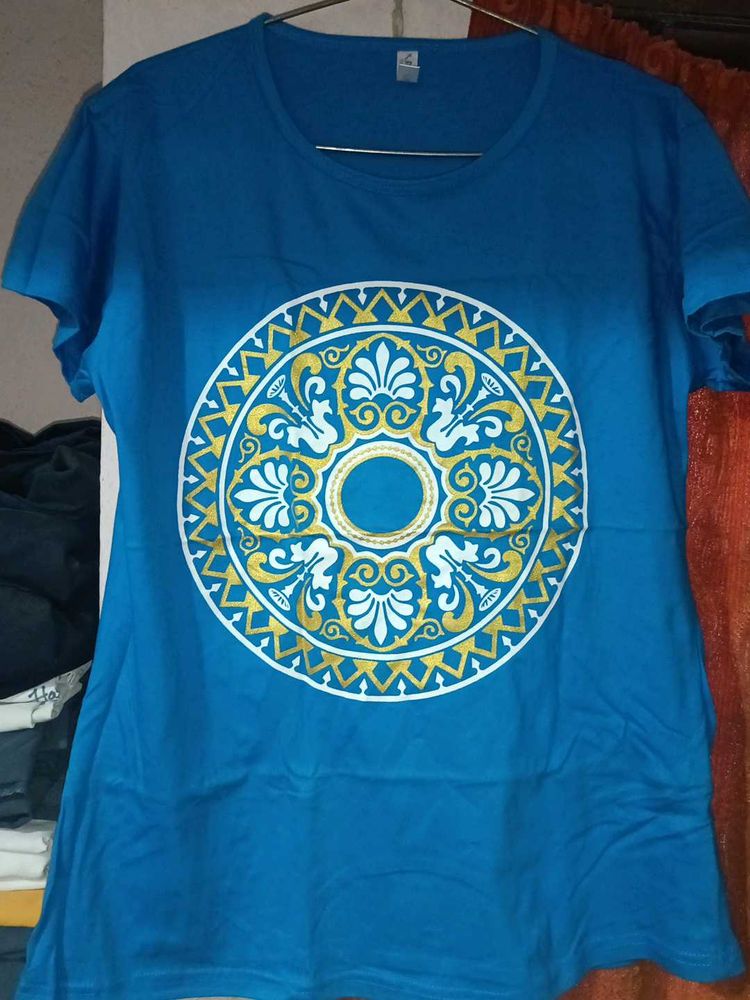 Regular T-shirt
