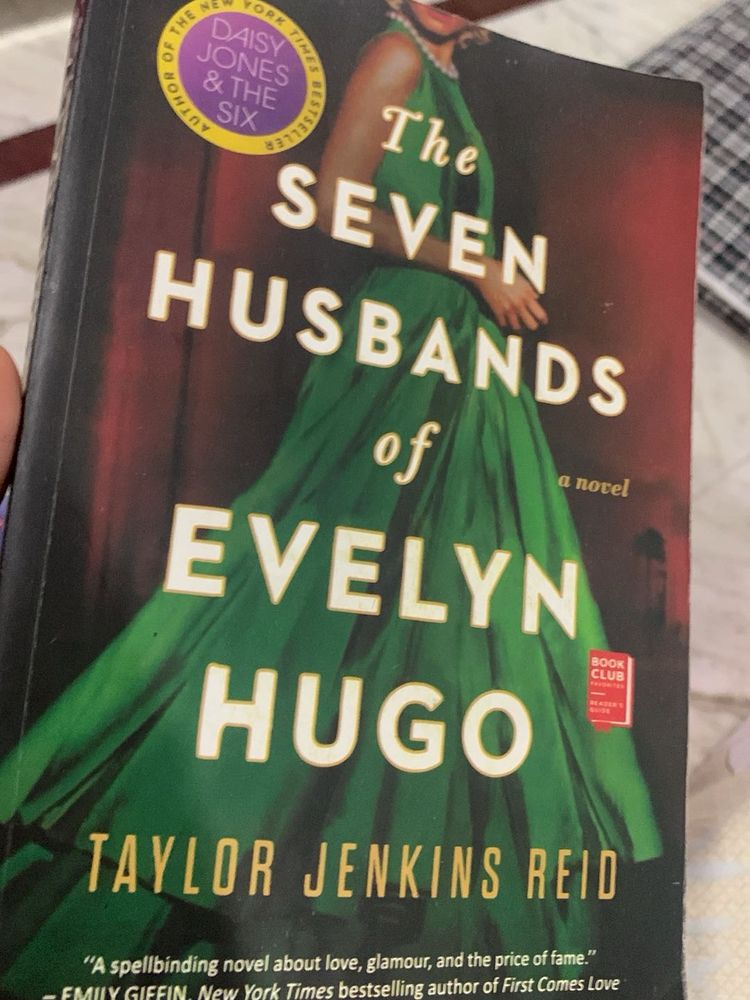 Seven Husbands of Evelyn Hugo