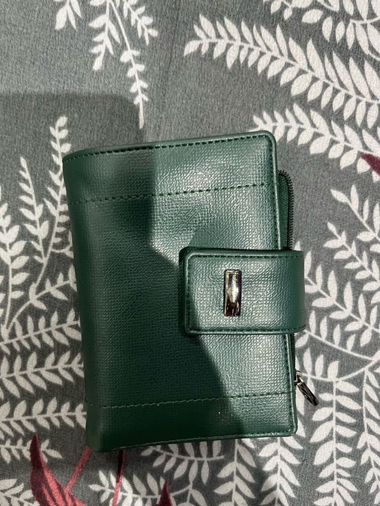 Green Wallet